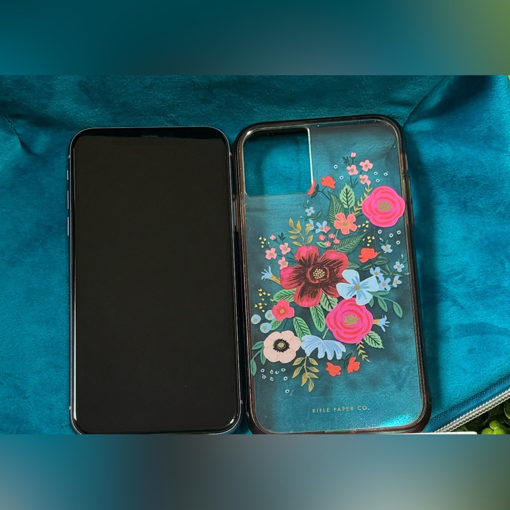 Apple iPhone 11 64GB Unlocked Purple Color with Decorative Case